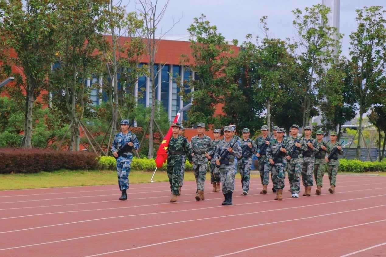 把握青春 奋力向前｜必赢bwin线路检测中心升旗仪式