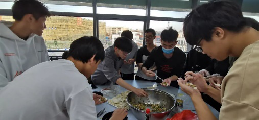 团日活动 || 庆元旦，包饺子，迎新年